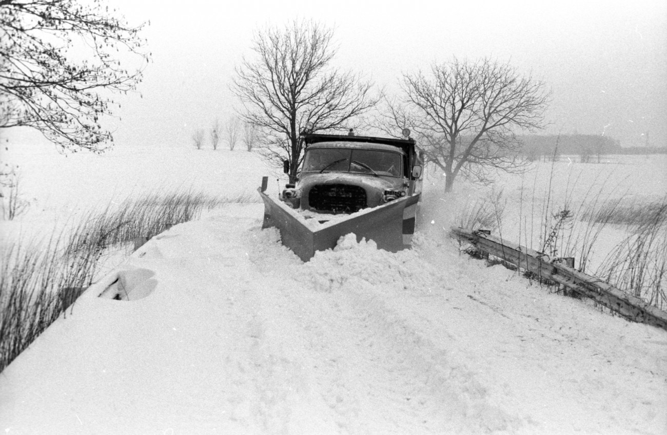 Bennem színesebb emlék él...Nagy havazás 1987-ben. (Fotó: Szalay Zoltán / Fortepan.hu)