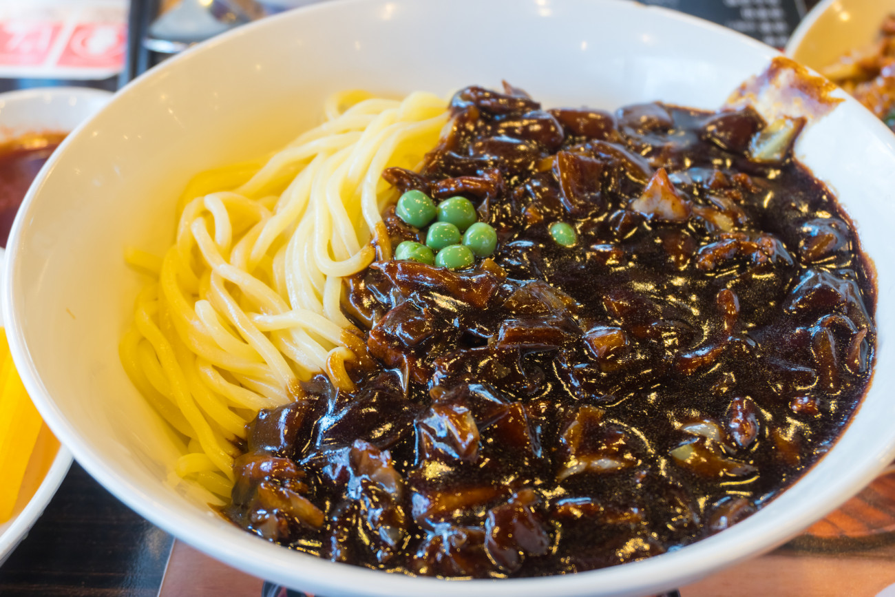 Black bean noodle - jajangmyeon