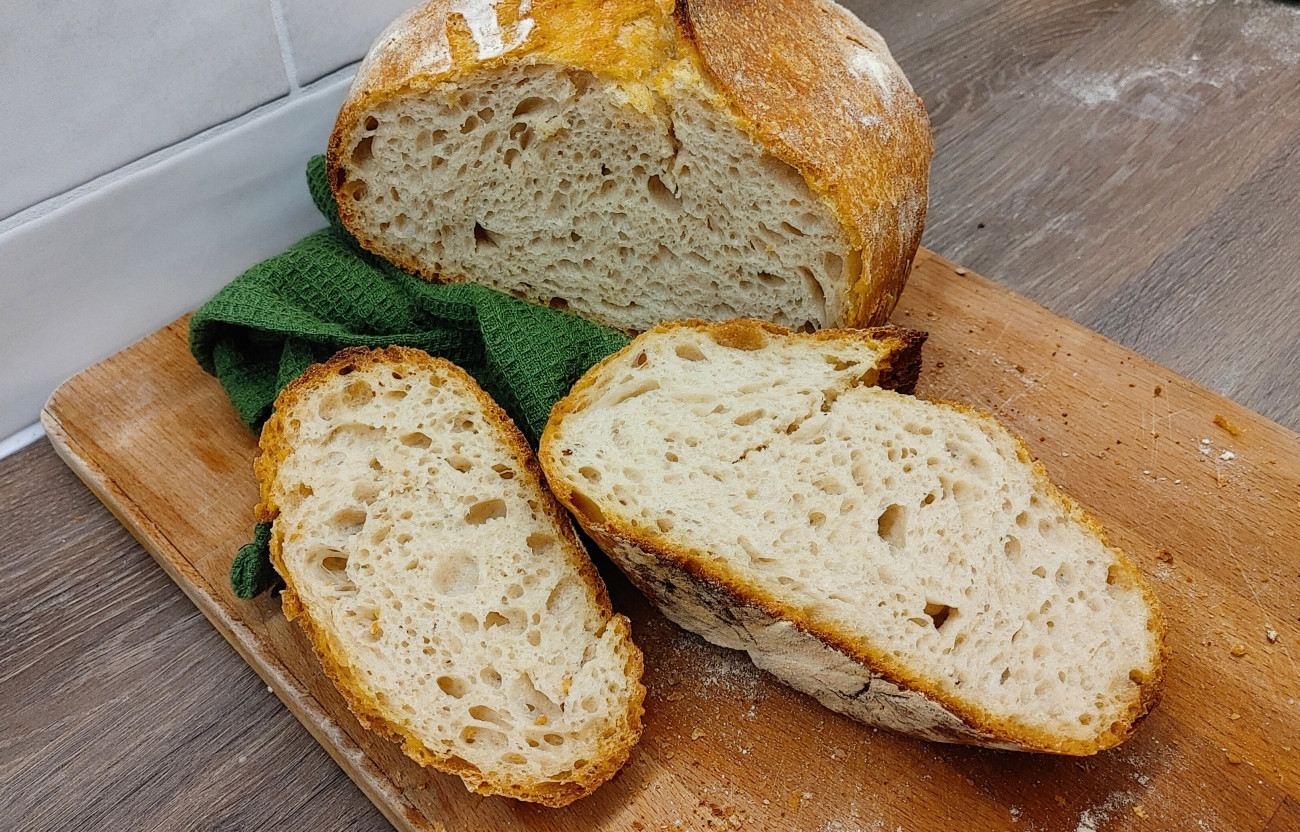 Hogyan készül a házi kovászos kenyér?